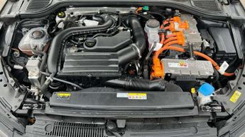 Volkswagen Golf 1.5 TSI 204 Match eHybrid 5dr DSG