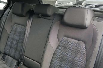 Volkswagen Golf 1.5 TSI 272 GTE eHybrid 5dr DSG