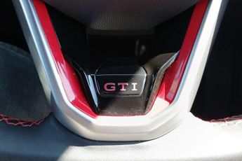 Volkswagen Golf 2.0 TSI 300 GTI Clubsport 5dr DSG