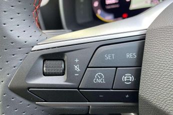 SEAT Leon 1.5 eTSI 150 FR Black Edition 5dr DSG [DAP]