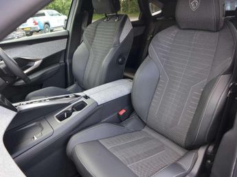Peugeot 3008 1.2 Hybrid 136 GT 5dr e-DSC6