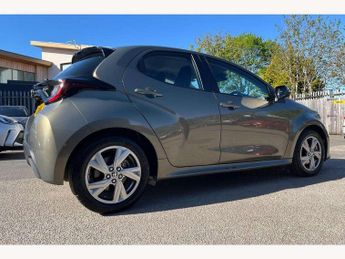 Toyota Yaris 1.5 Hybrid Icon 5dr CVT