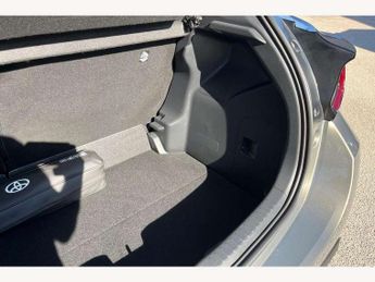 Toyota Yaris 1.5 Hybrid Icon 5dr CVT