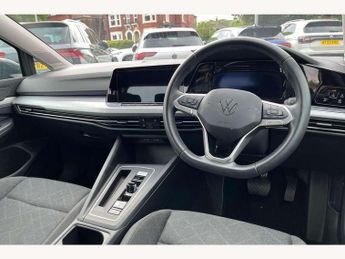 Volkswagen Golf 1.5 eTSI 150 Life 5dr DSG