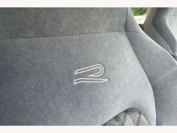 Volkswagen Golf 1.5 eTSI 150 R-Line 5dr DSG