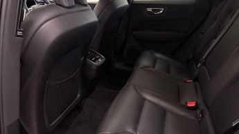 Volvo XC60 2.0 B4P Plus Dark 5dr Geartronic
