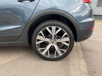 SEAT Arona 1.0 TSI 110 XPERIENCE Lux 5dr DSG