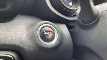 Toyota Yaris 1.5 Hybrid GR Sport 5dr CVT
