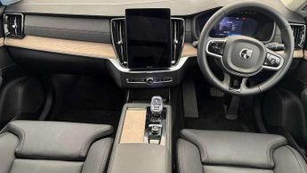 Volvo XC90 2.0 B5P Plus Dark 5dr AWD Geartronic