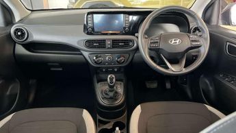 Hyundai i10 1.0 [63] Advance 5dr Auto [Nav]