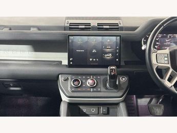 Land Rover Defender 3.0 D200 Hard Top Auto