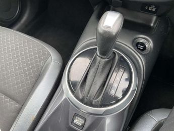 Nissan Juke 1.6 Hybrid N-Connecta 5dr Auto
