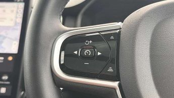 Volvo XC90 2.0 B5P Ultra Dark 5dr AWD Geartronic