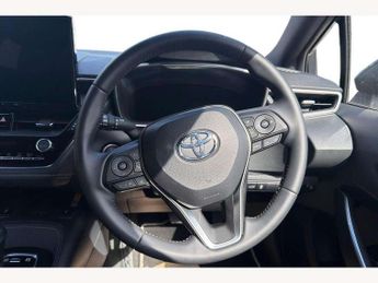 Toyota Corolla 1.8 Hybrid Design 5dr CVT