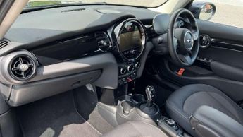 MINI Hatchback 1.5 Cooper Classic 5dr Auto
