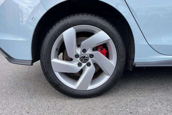 Volkswagen Golf 1.5 TSI 272 GTE eHybrid 5dr DSG
