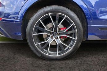 Audi Q8 60 TFSI e Quattro Competition Vorsp 5dr Tiptronic