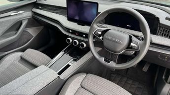 Skoda Superb 1.5 TSI iV SE Technology DSG 5dr