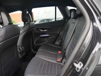 Mercedes-Benz GLC GLC 220d 4Matic AMG Line 5dr 9G-Tronic