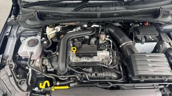 Volkswagen Polo 1.0 TSI 115 R-Line 5dr DSG