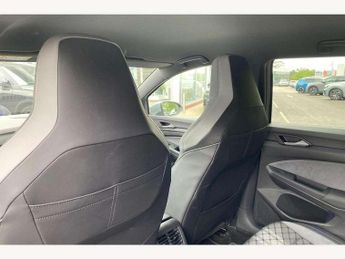 Volkswagen Golf 1.5 eTSI 150 R-Line 5dr DSG