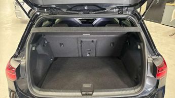 Volkswagen Golf 1.5 eTSI 150 R-Line 5dr DSG