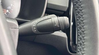 Volvo XC40 1.5 T3 [163] R DESIGN 5dr Geartronic