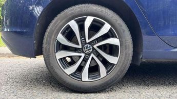 Volkswagen Golf 1.5 eTSI 150 Active 5dr DSG
