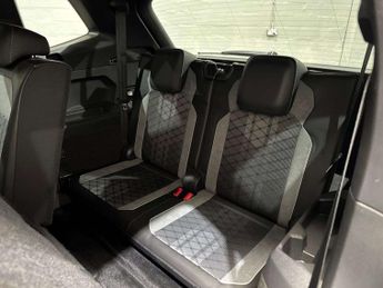 Volkswagen Tiguan Allspace 2.0 TDI 4Motion R-Line 5dr DSG