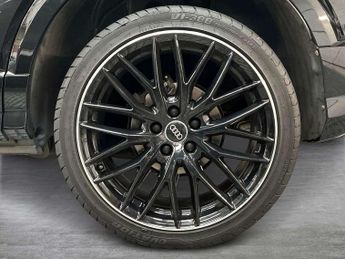 Audi Q2 35 TFSI Black Edition 5dr S Tronic