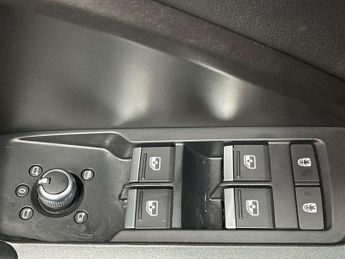 Audi Q3 35 TFSI S Line 5dr S Tronic