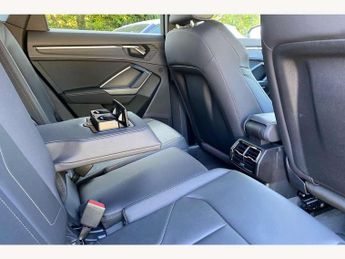Audi Q3 35 TFSI Black Edition 5dr S Tronic [20" Alloy]