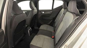 Volvo XC40 1.5 T4 Recharge PHEV Plus Dark 5dr Auto