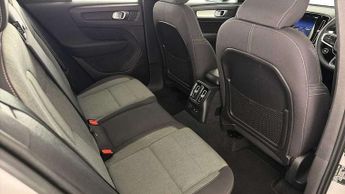Volvo XC40 1.5 T4 Recharge PHEV Plus Dark 5dr Auto