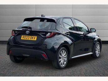 Toyota Yaris 1.5 Hybrid Icon 5dr CVT