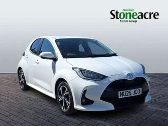 Toyota Yaris 1.5 Hybrid Design 5dr CVT