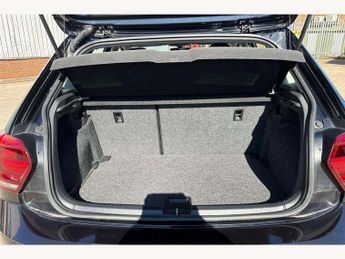 Volkswagen Polo 1.0 TSI 95 SE Tech Edition 5dr DSG