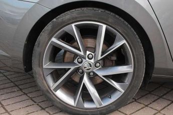 Skoda Superb 1.5 TSI Sport Line Plus 5dr DSG