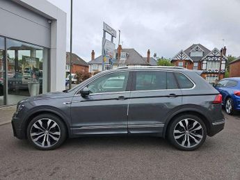 Volkswagen Tiguan 2.0 TSi 230 4Motion SEL 5dr DSG