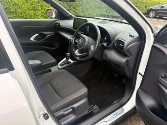 Toyota Yaris Cross 1.5 Hybrid Design 5dr CVT
