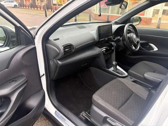 Toyota Yaris Cross 1.5 Hybrid Design 5dr CVT