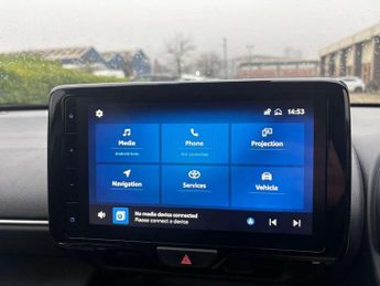 Toyota Yaris Cross 1.5 Hybrid Design 5dr CVT