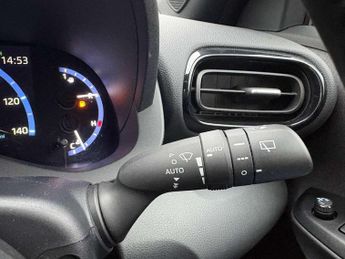 Toyota Yaris Cross 1.5 Hybrid Design 5dr CVT