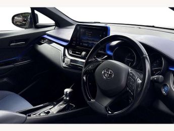 Toyota C-HR 1.8 Hybrid Dynamic 5dr CVT