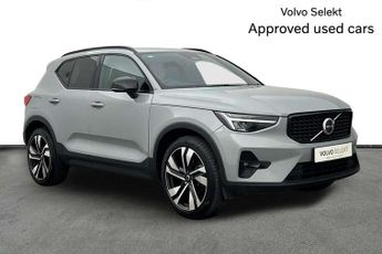Volvo XC40 2.0 B4P Plus Dark 5dr Auto