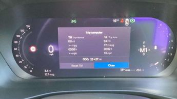 Volvo XC40 2.0 B3P Plus Dark 5dr Auto