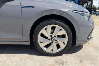Volkswagen Golf 1.5 eTSI 150 Style 5dr DSG