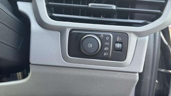 Volkswagen Transporter 2.0 TDI 150 Commerce Pro Kombi Van Auto