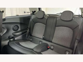 MINI Hatchback 1.5 Cooper II 3dr Auto