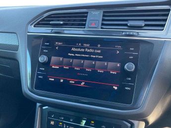 Volkswagen Tiguan 2.0 TSI 4Motion R-Line 5dr DSG